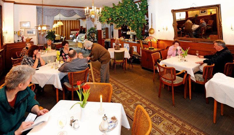 Goldener Apfel Otel Kevelaer Dış mekan fotoğraf